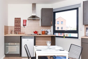 1 bed studio, Wharf View, City Centre, Chester, CH14GX - Image 1
